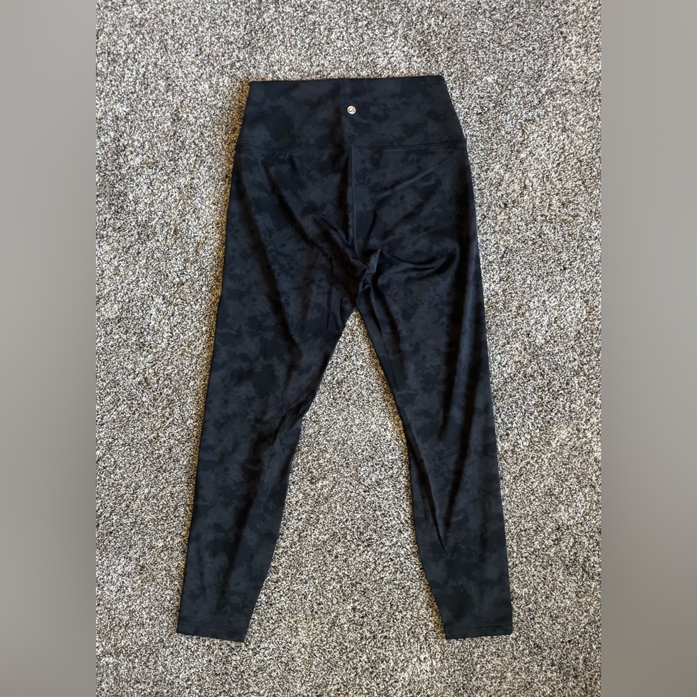Women’s Athletic Leggings